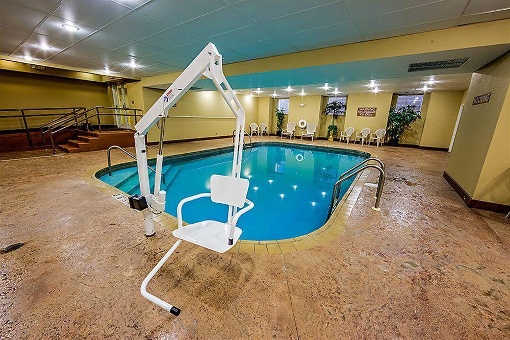Microtel Inn And Suites נורת' קנטון מראה חיצוני תמונה